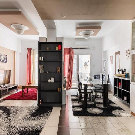 شقة 2Bd- Perfect Location With Square View سالونيك المظهر الخارجي الصورة