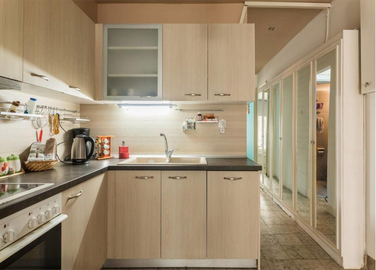 شقة 2Bd- Perfect Location With Square View سالونيك المظهر الخارجي الصورة